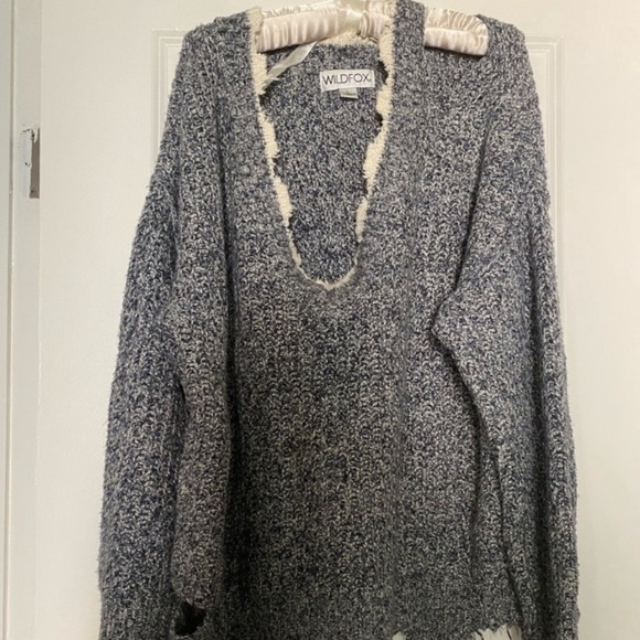 Wildfox oversized distressed sweater - Picture 1 of 7